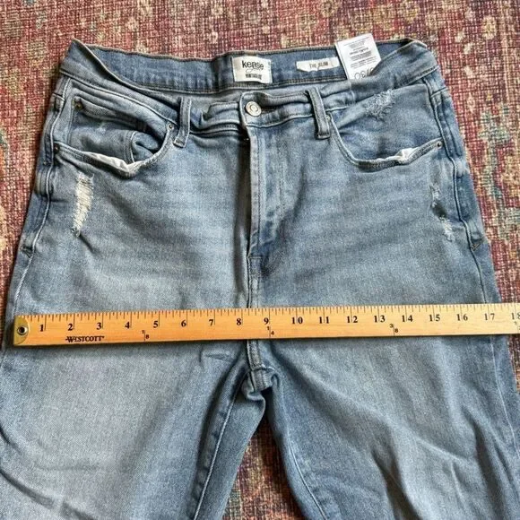 Kensie Vintage Luxe The Slim 10/30 Distressed Light Blue Women's Jeans - Picture 4 of 11
